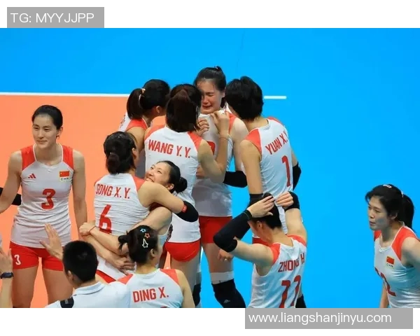 中国女排与韩国女排激战正酣争夺亚洲竞标赛冠军荣耀